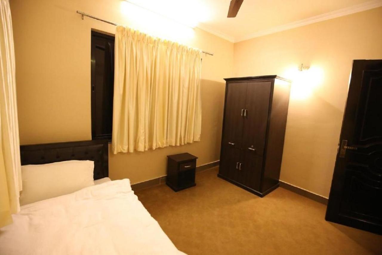 Rinchen Hotel Катманду Экстерьер фото