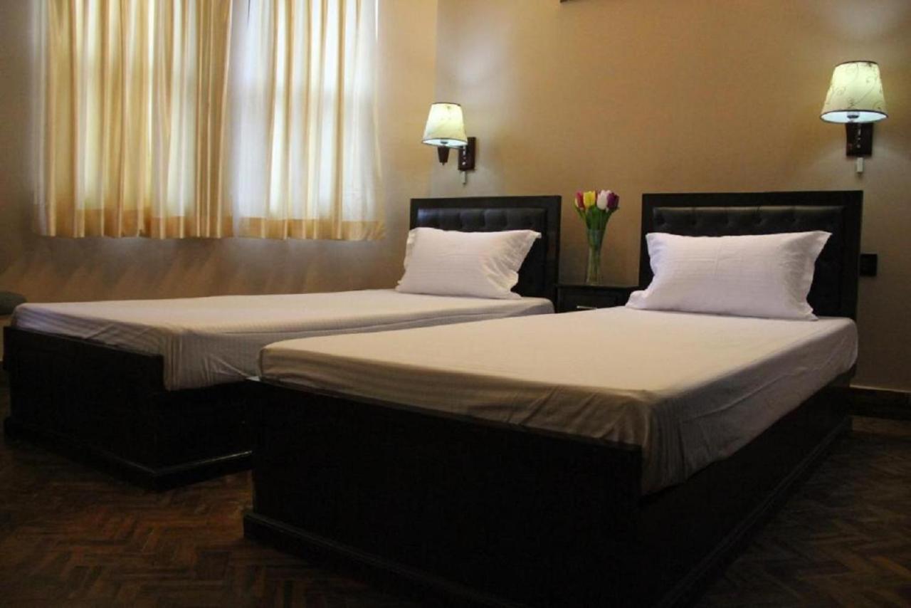 Rinchen Hotel Катманду Экстерьер фото